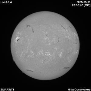 Ha+0.0 angstrom full disk image